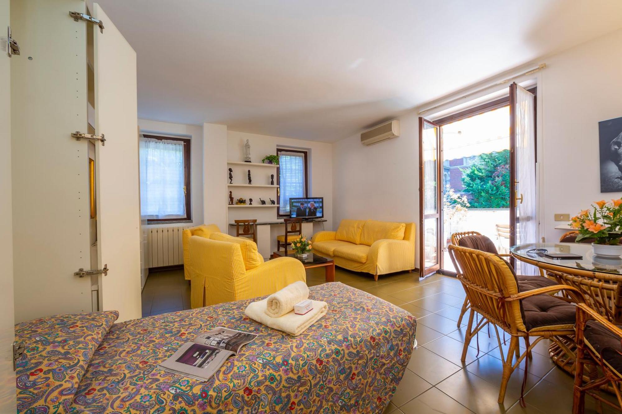 Appartamento Gaya Stresa Center - Happy Rentals Zewnętrze zdjęcie