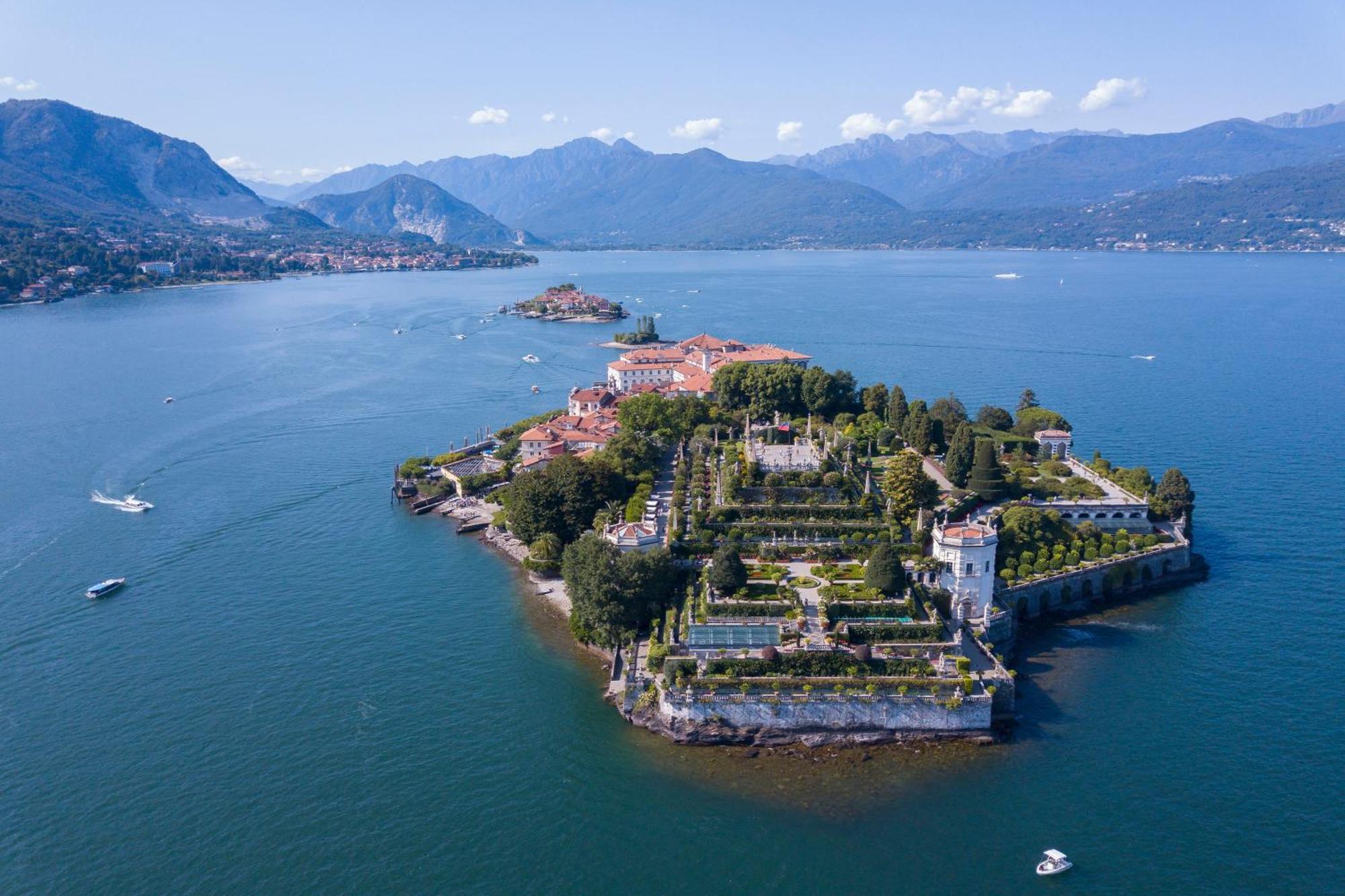 Appartamento Gaya Stresa Center - Happy Rentals Zewnętrze zdjęcie
