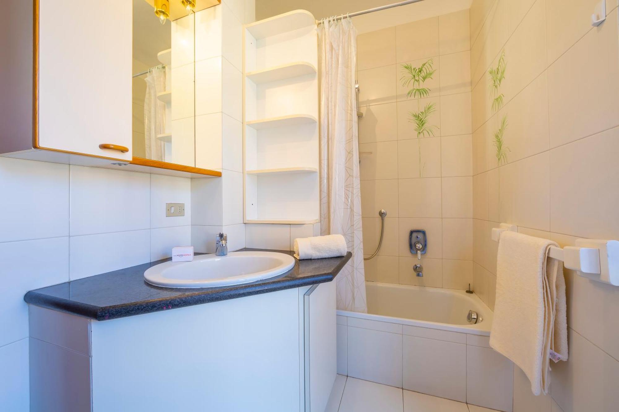 Appartamento Gaya Stresa Center - Happy Rentals Zewnętrze zdjęcie