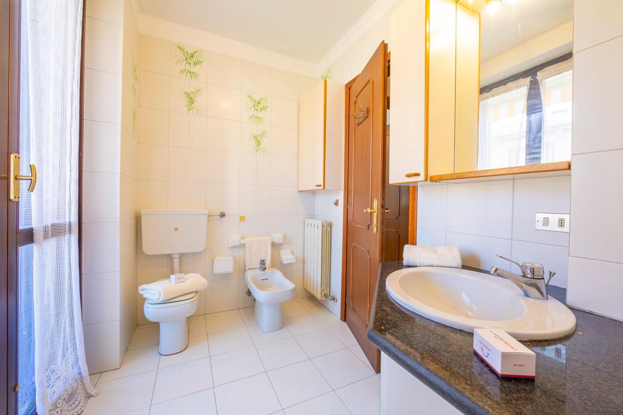 Appartamento Gaya Stresa Center - Happy Rentals Zewnętrze zdjęcie